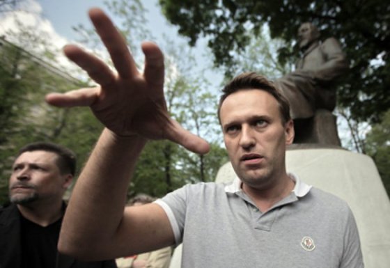 Алексей Навальный и его соратники запустили мошенническую аферу